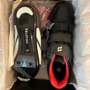 Brand NEW peloton shoes